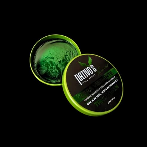 Tarro verde de la cera vibrante Winner's de Nativos con su cera a la vista